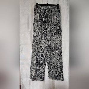 Large printed black and white pants